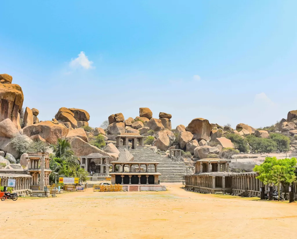 A stone buildings and rocks