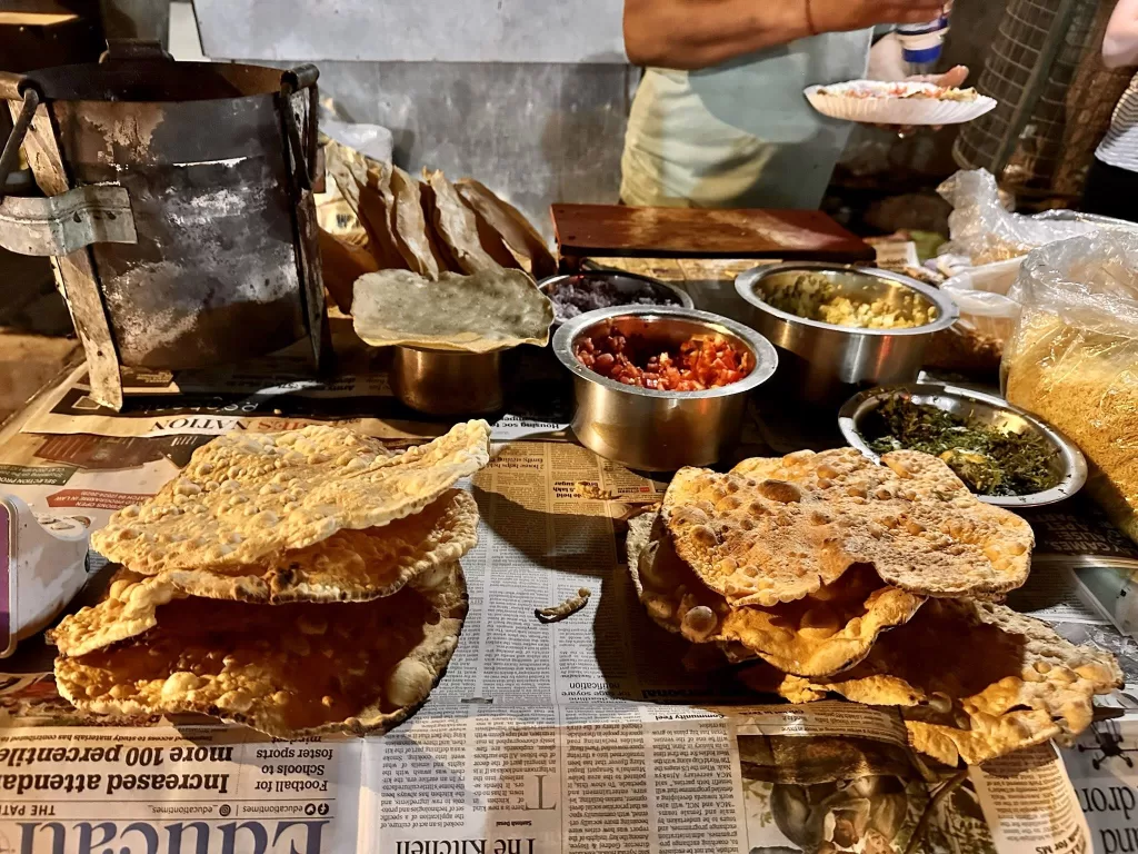 A table with food on it