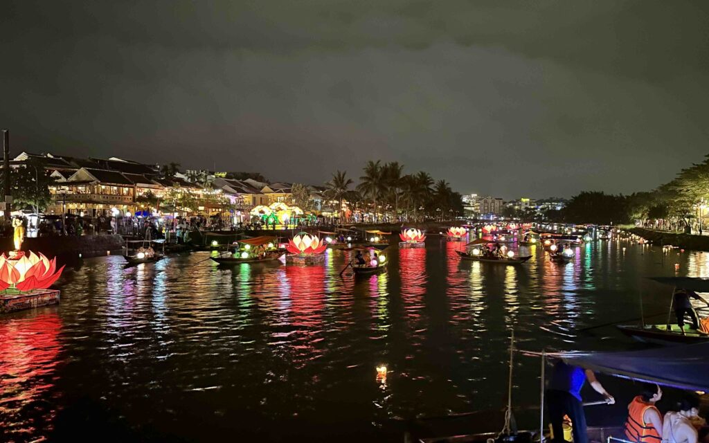 Boat ride in Hoi An Lantern Festival